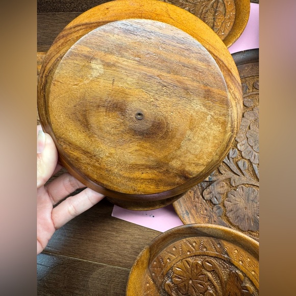 Wooden Hand Carved Coasters (6) plus 1 bigger pot coasters - Picture 3 of 9